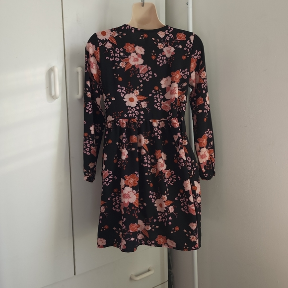 Aus 10 K-D Floral Red Black Long Sleeve V Neck Dress - Picture 16 of 16